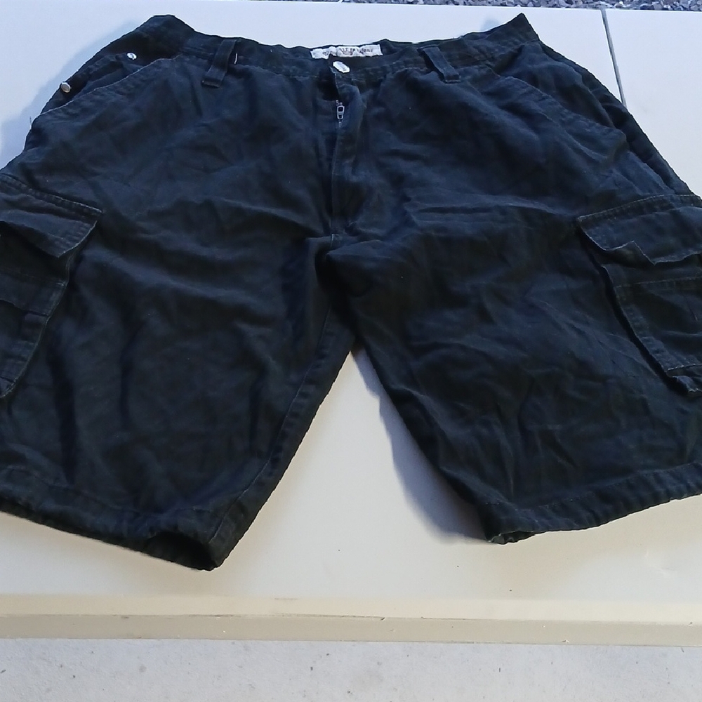 Regal Wear Men's‎ Black Cargo Shorts
